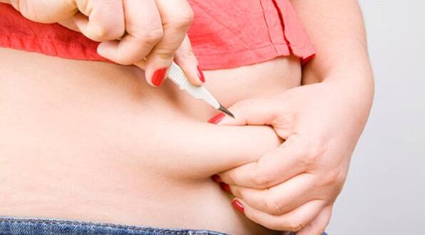 त्यामुळे वाढत्या लठ्ठपणापासून बचाव करण्यासाठी रात्री 9 नंतर टेलिव्हीजन वाहिन्यांवरी जंक फूडच्या जाहिरातींचे प्रसारण बंद केले पाहिजे असा सल्ला शोधकर्त्यांनी दिला आहे. तसेच लोकांमध्येही वाढत्या लठ्ठपणासंदर्भात जागरूकता वाढली पाहिजे असेही सांगितले आहे.