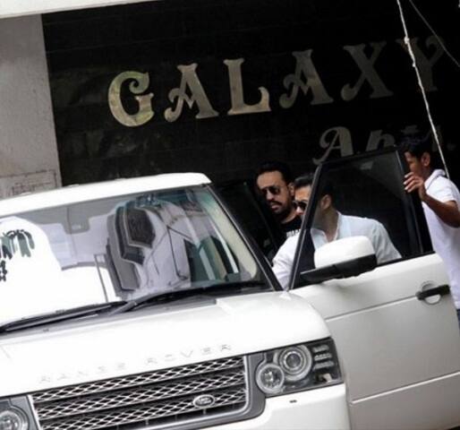  अभिनेता सलमानच्या मुंबईतील घरातील काही खास फोटो 