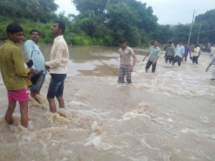Latur Rain Update manjara dam overflow  152 village warning लातुरात धुवांधार पाऊस, मांजरा धरण 95 टक्के भरले, 152 गावांना सतर्कतेचा इशारा