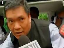 अरुणाचल प्रदेशमध्ये काँग्रेसला भगदाड