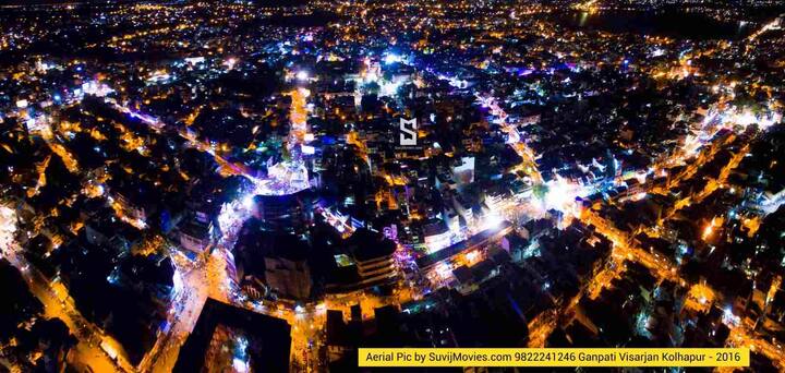 कोल्हापूरमध्ये पंचगंगेच्या काठावर अनंत चतुर्दशीला बाप्पांचं मोठ्या भक्तीभावानं विसर्जन करण्यात आलं. याचवेळी या विसर्जनसोहळ्याचे नयनरम्य असे दृश्य कॅमेऱ्यात टिपण्यात आले. (फोटो सौजन्य: विवेक जाधवर, कोल्हापूर)