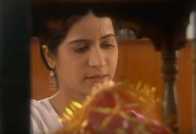 दूरदर्शनवरील सर्वात जास्त लोकप्रिय मालिका 'कुंती' आजही अनेकांना आठवत असेल.