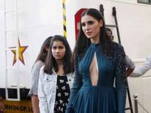 \'त्या\' टॉपला समोरुन पिन लाव, नर्गिसला निर्मात्याची सूचना