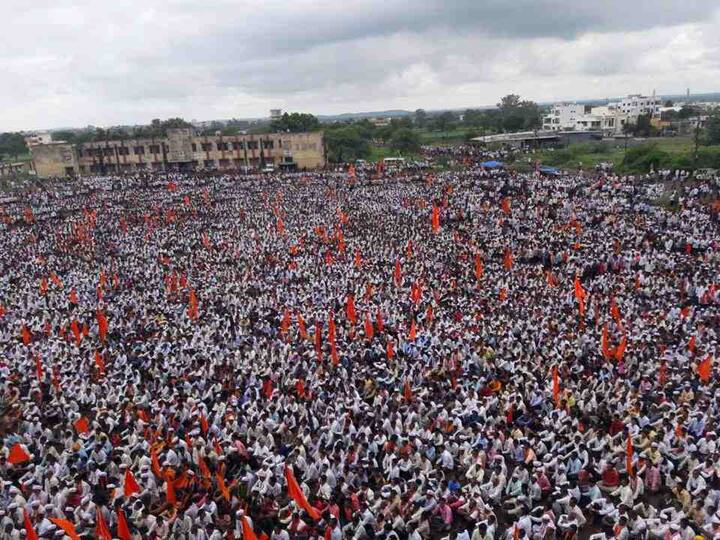 पुढील आठवडाभर महाराष्ट्रातील विविध शहरांमध्ये या मूक मोर्चांच आयोजन करण्यात आलं आहे. 