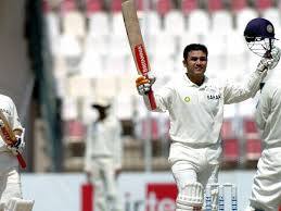 कसोटीत सहवाग भारताचा एकमेव त्रिशतकवीर झळकावणारा फलंदाज आहे.