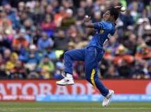 क्रिकेटर नुवान कुलशेखराच्या कारच्या धडकेत दुचाकीस्वाराचा मृत्यू