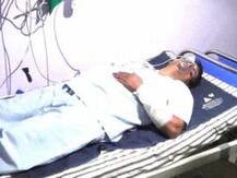 दोन कुटुंबांमधील वाद सोडवणाऱ्या माजी सरपंचावर चाकूने वार