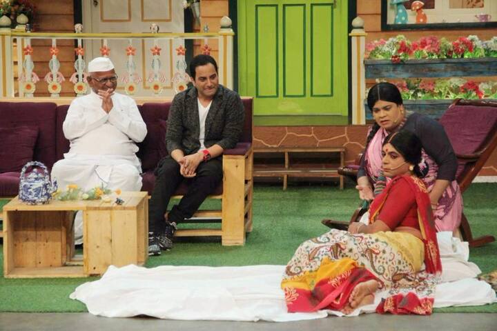 130 मिनिटांच्या 'अण्णा : किसन बाबुराव हजारे' सिनेमाचं शूटिंग राळेगणसिद्धी, मुंबई, काश्मीर, लडाख आणि राजस्थानमध्ये झालं आहे. 