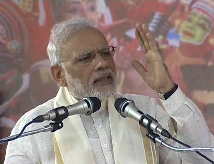 पाकिस्तानी जनतेने त्यांच्या सरकारला विचारावं, दोन्ही देश एकत्र स्वंतत्र झाले, पण भारत सॉफ्टवेअर निर्यात करतो, तुम्ही दहशतवादी : पंतप्रधान मोदी