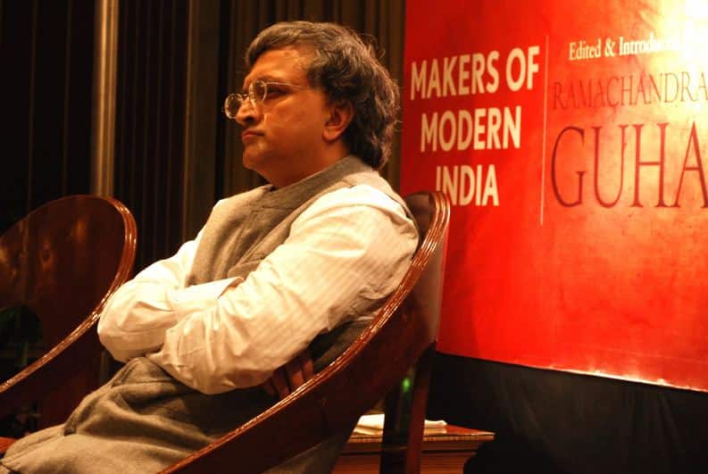 गौरी लंकेश हत्या प्रकरण : रामचंद्र गुहा यांना भाजपची नोटीस Bjp Sent Legal Notice To Ramchandra Guha Who Linked Gauri Lankesh Murder To Rss Family गौरी लंकेश हत्या प्रकरण : रामचंद्र गुहा यांना भाजपची नोटीस