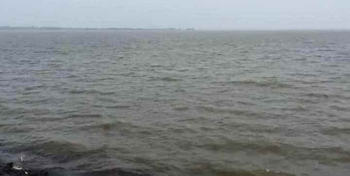 तुडुंब झालेल्या मांजरा धरणामुळे लातूरकरांना मोठा दिलासा मिळाला आहे. सततच्या पावसामुळे मांजरा धरणातील पाणी पातळीत लक्षणीय वाढ झाली. 