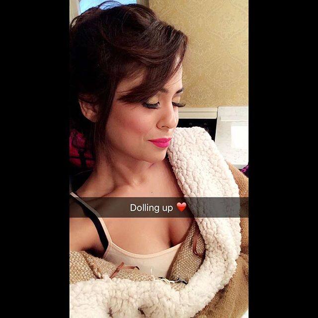 सना 'कुछ कुछ होता है' सिनेमानंतर 'बादल' आणि 'हर दिल जो प्यार करेगा' या सिनेमातही दिसली होती. 