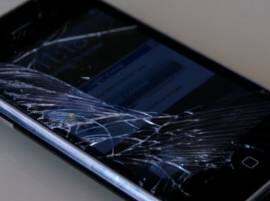 मोबाईल स्क्रीन स्क्रॅचबाबत अनोखी आकडेवारी समोर! 65 Percent Users Phone Screen Scratch Says Survey मोबाईल स्क्रीन स्क्रॅचबाबत अनोखी आकडेवारी समोर!