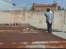 25 वर्षांपासून कावळ्याने पाठ फिरवलेलं गाव...