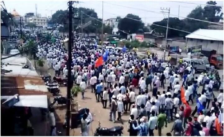 लातूरमध्ये येत्या 15 ऑक्टोबरला सर्वपक्षीय मोर्चाचं आयोजनही करण्यात आलं आहे.