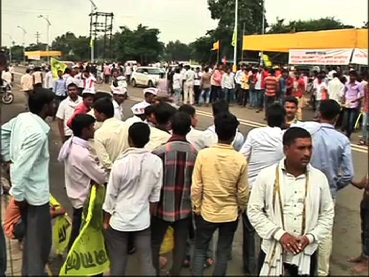  तुरुंगात असलेल्या भुजबळांच्या समर्थनासाठी नाशिकमध्ये आज मोर्चा काढण्यात येत आहे. 