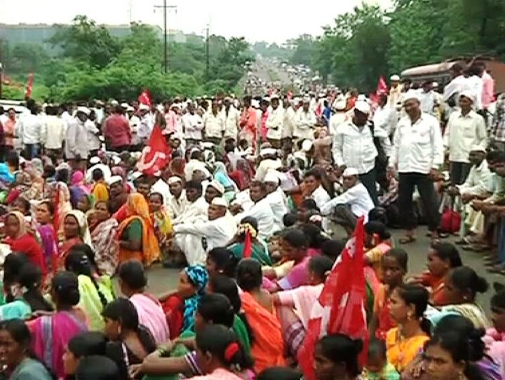 Adivasi Samaj To Hold Protest March At Palghar वाड्यात आदिवासी समाजाचं आंदोलन, विष्णू सावरांना महाघेराव