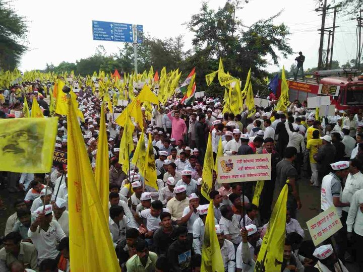 Police Complaint In Pune Against Bhujbal Supporters March In Nashik भुजबळ समर्थनार्थ नाशकातील मोर्चाविरोधात पुण्यामध्ये तक्रार
