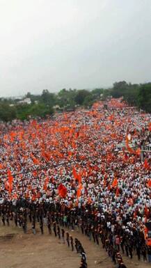 साताऱ्यात मराठा समाजाचा विराट मोर्चा, उदयनराजेही सहभागी