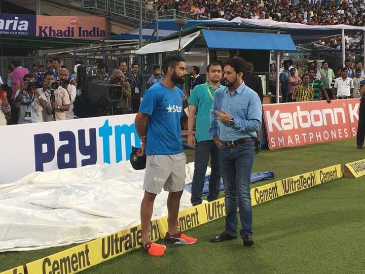 बीसीसीआय अध्यक्ष अनुराग ठाकूर यांनी याचे काही फोटो आपल्या ट्विटर हॅण्डलवर शेअर केले आहेत. यात विराट कोहली आणि त्याची संपूर्ण टीम मैदानाची स्वच्छता करत आहे.