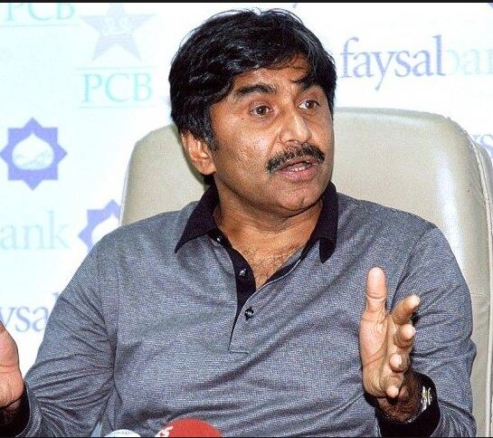 Former Pakistan Cricket Captain Javed Miandad Gets Ugly Again VIDEO : पाकचा माजी कर्णधार मियांदादची मोदींविरोधात गरळ