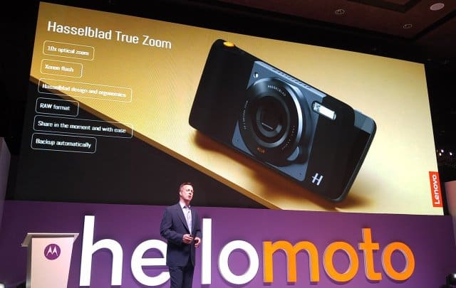 स्मार्टफोन कंपनी मोटोरोलाची ‘मोटो झेड’ सीरीज आज भारतात लॉन्च करण्यात आली आहे. यामध्ये मोटो झेड आणि मोटो झेड प्ले हे स्मार्टफोन लाँच करण्यात आले आहेत. 