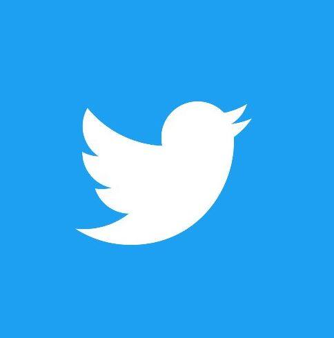 ट्विटर: ट्विटर हे सोशल मीडियाच्या व्यासपीठावरील एक विशेष अॅप आहे.  हे अॅप जगातील स्थित्यंतरासंदर्भात तुम्हाला वेळोवेळी माहिती देतं.