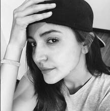 ...म्हणून अनुष्काला पांढऱ्या रंगाचा फोबिया