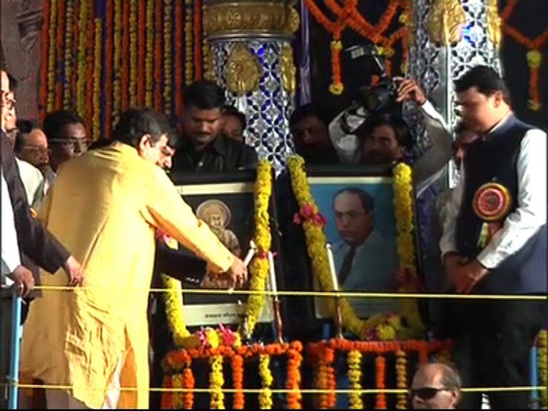 धम्मचक्र प्रवर्तनदिनानिमित्त नागपुरात लोटला भीमसागर Dhamchakra Prvartan Din Bimsainik Comes From Diksha Bhoomi Nagpur धम्मचक्र प्रवर्तनदिनानिमित्त नागपुरात लोटला भीमसागर