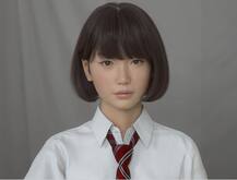 जपानमध्ये हुबेहूब मुलीसारखी दिसणाऱ्या \'डिजीटल मुली\'ची निर्मिती