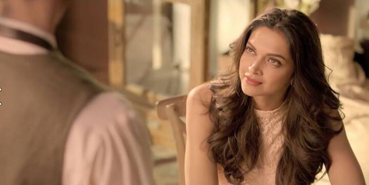 मात्र, या वृत्ताला कलर्स चॅनेलचे सीईओ राज नायक यांनीच दुजोरा दिला आहे. नायक यांनी ट्वीट करुन यासंबंधी माहिती दिली. नायक यांनी आपल्या ट्वीटमध्ये ''रोमांच सुरु झाला आहे. गेस करा, बिग बॉसच्या लॉचिंगमध्ये कोण येणार? 16 ऑक्टोबरच्या रात्री 9 वाजतासाठी आपली सीट आताच बुक करा!'' असं म्हटलं आहे.