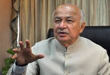 काँग्रेसकडून नियम वाकवून सुशीलकुमार शिंदेंना उमेदवारी?