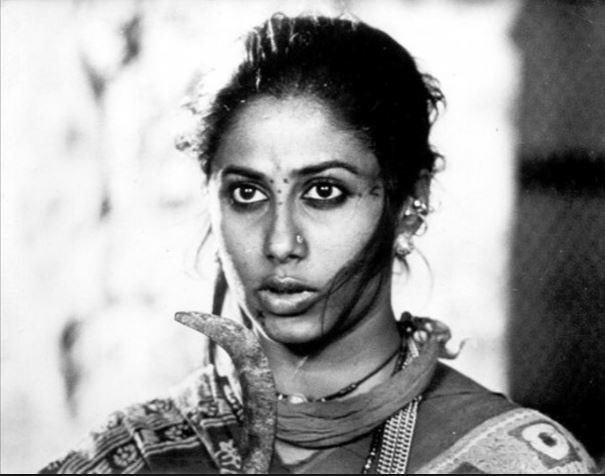 Smita Patil ने अपने मेकअप दादा से लेट कर मेकअप करवाने की जिद की थी, जानिए क्या थी वजह