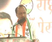 सरकार तुमचंच, मागा चार हजार, अजित पवारांचा शेट्टींना टोला