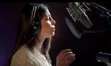 VIDEO : \'बाबा\'... प्रियंका चोप्राची मराठी गाण्यातून आर्त साद