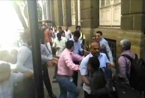 फोटोग्राफर्स मारहाणप्रकरणी टाटा समूहाकडून माफीनामा