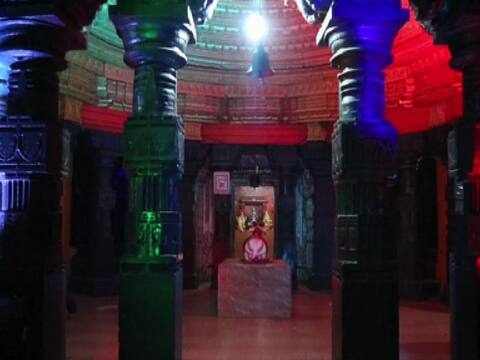 बीडच्या कंकालेश्वर मंदिराचा आकर्षक नजारा