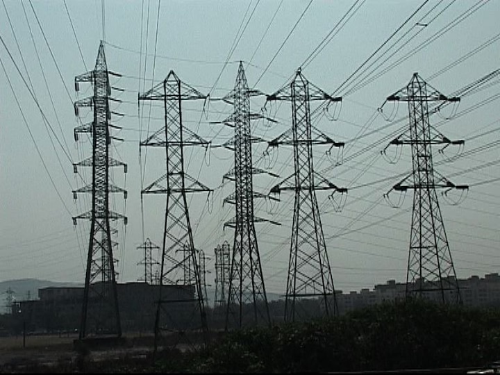 Maharashtra State Electricity Transmission Company resumes electricity supply in Navi Mumbai Mumbai And Thane मुंबई, ठाणे आणि नवी मुंबईतील विद्युत पुरवठा पूर्ववत