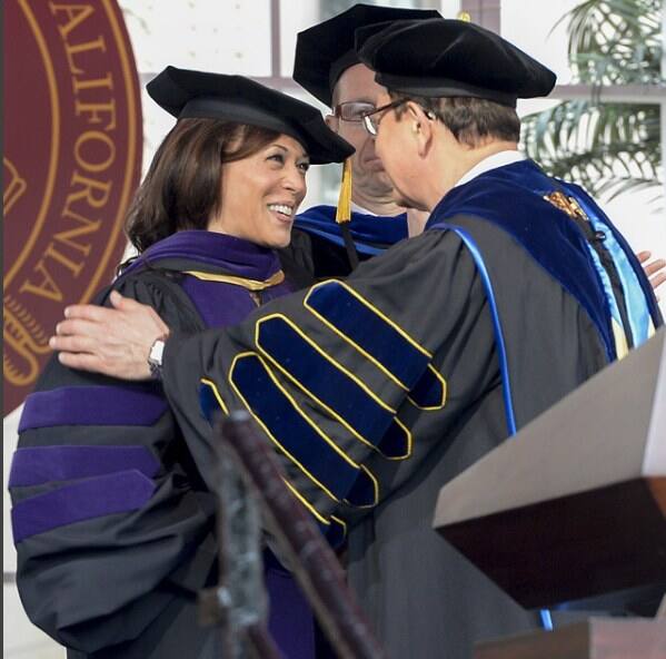 कमला हारिस 