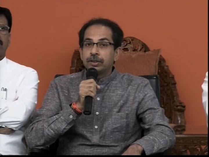 सामान्य माणसाला त्रास देण्याऐवजी जिथे काळ्या पैशाचा उगम आहे तिथे कारवाई करा - उद्धव ठाकरे 