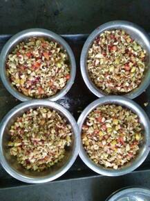 लातूरमध्ये अन्नकुटची लगबग