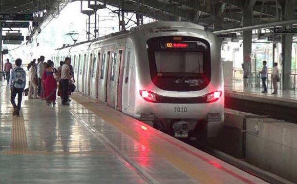 Mumbai Metro 3 Fares Will Less Than Metro 1 मेट्रो-3 चा प्रवास मेट्रो-1 पेक्षा स्वस्त असणार!
