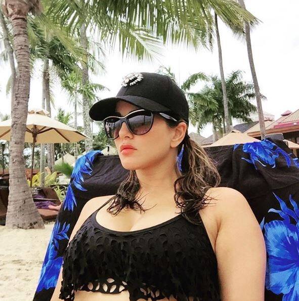 सनी लिओनीला भारतात गेल्या तीन वर्षांपासून सर्वात जास्त गूगलवरुन सर्च केली गेले आहे.