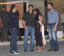 अर्पिता-आयुषच्या लग्नाचा वाढदिवस, खास सेलिब्रेशन पार्टी 