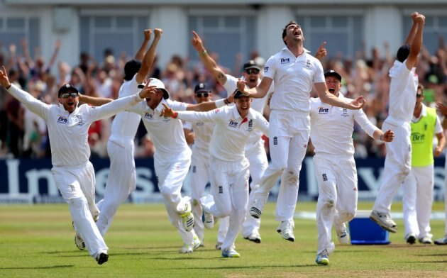 Englands Bowler Stuart Broad Out From Third Test तिसऱ्या कसोटीतून ब्रॉड आऊट, इंग्लंडला मोठा धक्का