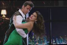 जाहिरातीत हृतिक आणि जॅकलीनचा रोमांटिक अवतार 