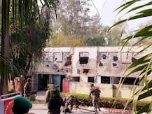 सैनिकांच्या पत्नींचं प्रसंगावधान, दहशतवाद्यांचे मनसुबे उधळले