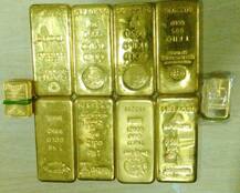 सव्वा कोटींचं 9 किलो सोनं मुंबईत जप्त, सात जण अटकेत