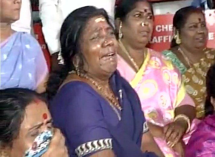 किडनी, यकृत (लिव्हर) आणि फुप्फुसामध्येही संसर्ग झाला होता. त्यामुळे त्यांना 28 तारखेपासूनच व्हेंटिलेटरवर ठेवण्यात आलं होतं.