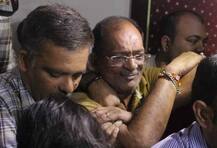 बेहिशेबी मालमत्ता जाहीर करणाऱ्या महेश शाहला व्हीआयपी ट्रिटमेंट का?